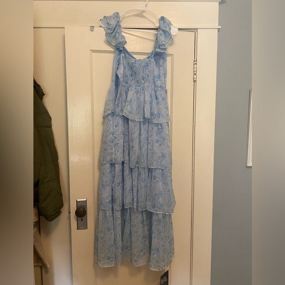 ASTR Midsummer Floral Tiered Maxi Dress Blue floral - Picture 5 of 7